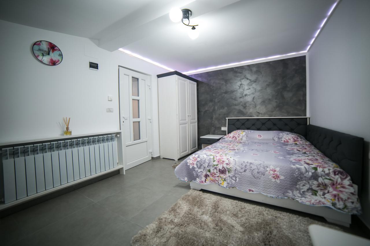 Cazare Moldi - Regim Hotelier Кымпулунг-Молдовенеск Экстерьер фото